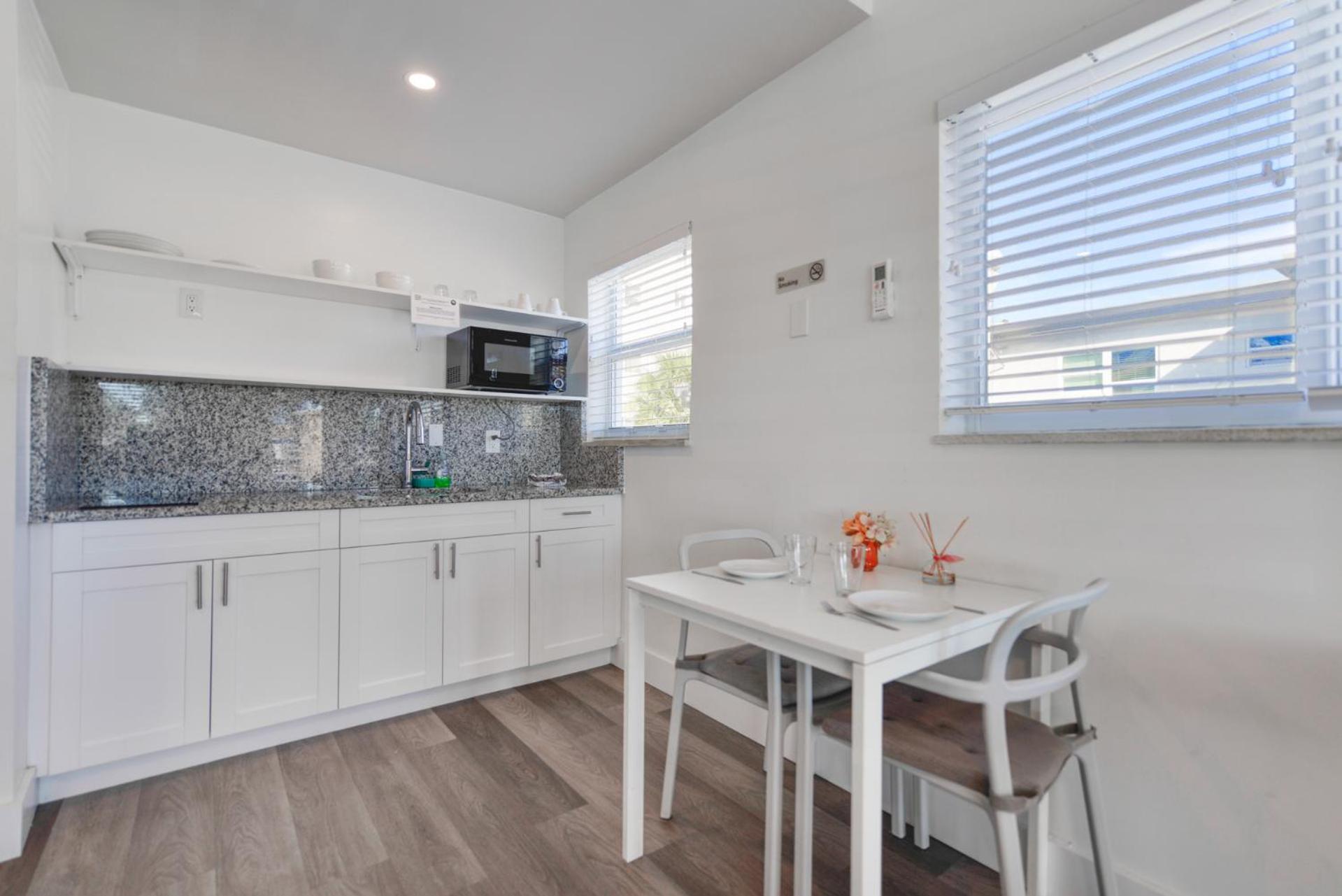 Spacious Studio With Balcony And Parking At The Beach -M46 Hollywood Exterior foto